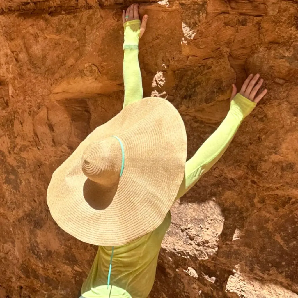 someone wearing really big sun hat